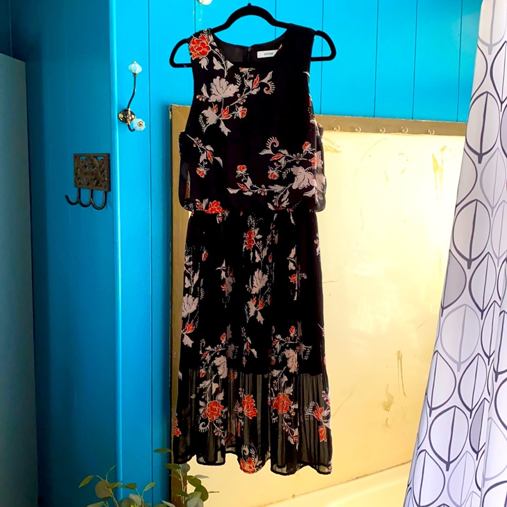 Black Floral Sleeveless Dress